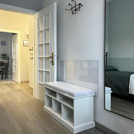 Interno1 * מסטרה