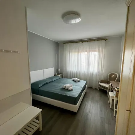 Interno1 * Местре